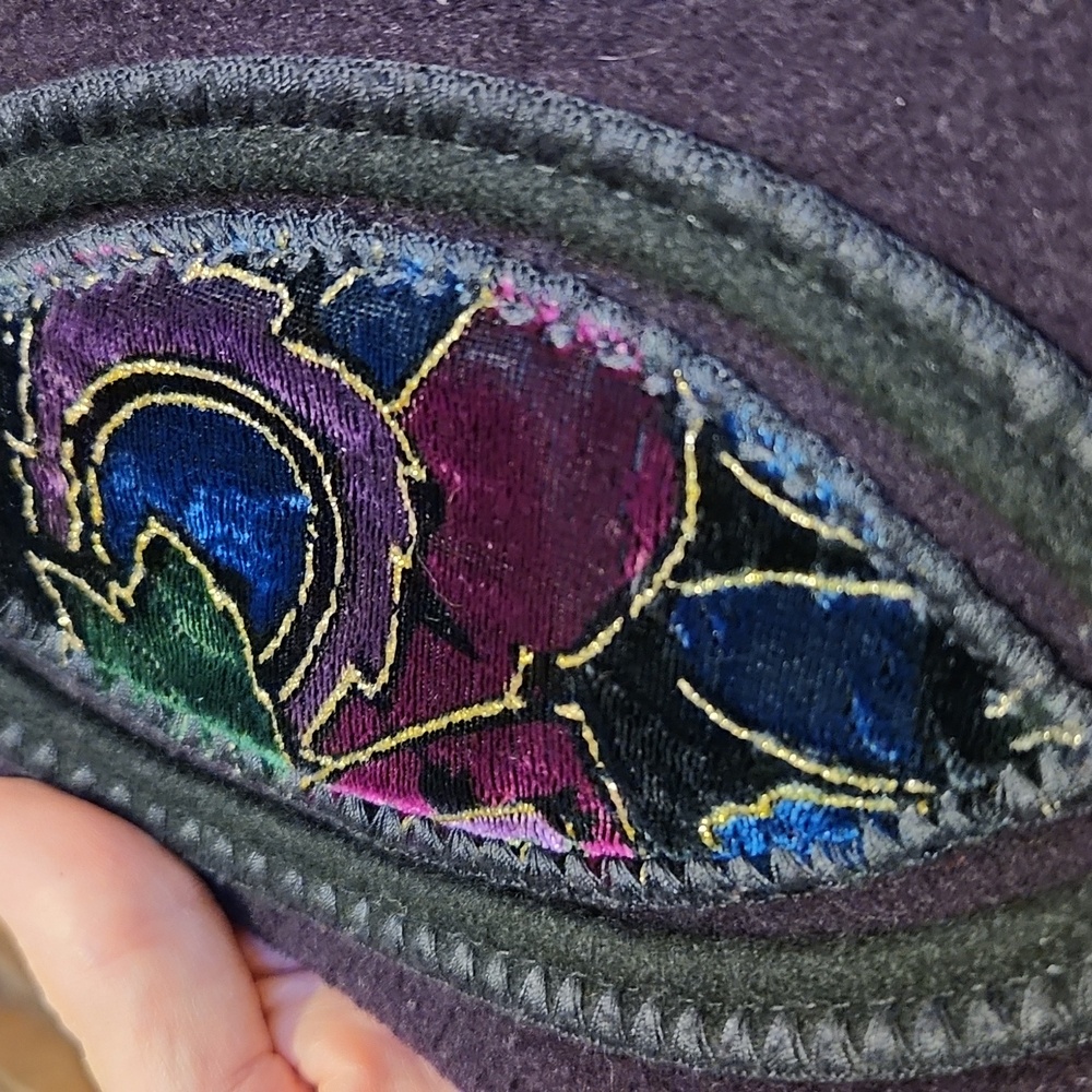Coloratura Vintage Purple Black Wool Vest Size Small Velvet Embroidery - Picture 15 of 16